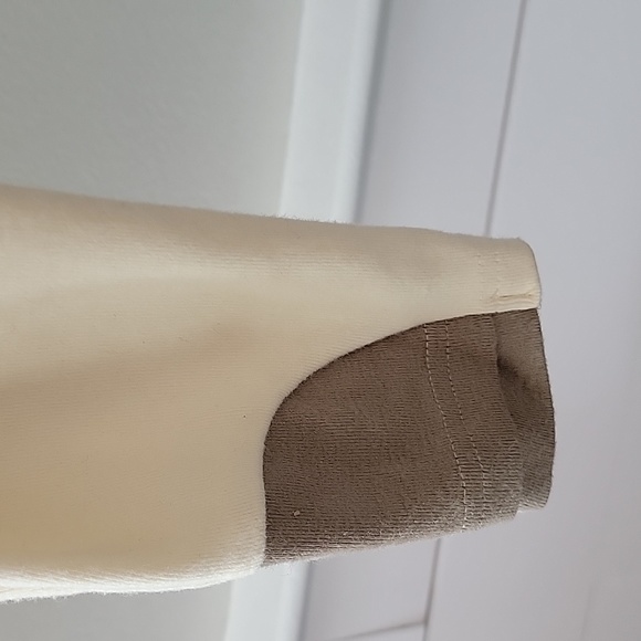 Ampersand Ave hoodie - Picture 5 of 6